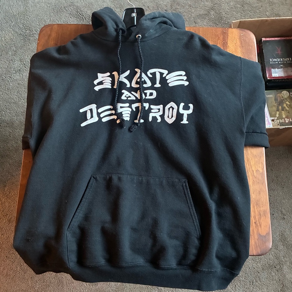 Thrasher Magazine Skate and Destroy Hoodie Large